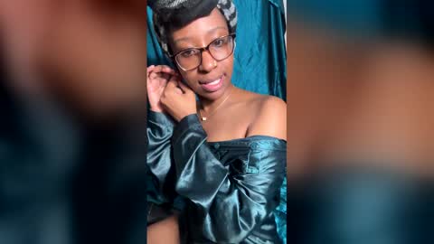 keandrasnow online show from April 2026 04:38:02 AM