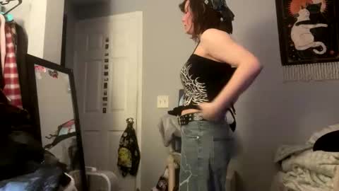 kearianwat online show from April 2026 05:34:01 AM