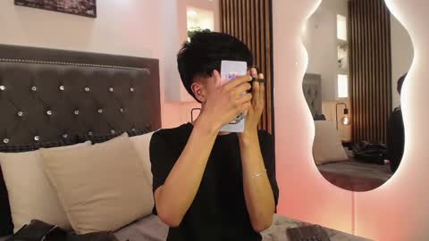 nico online show from April 2026 01:00:02 PM