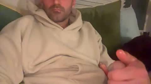 keepquietj online show from April 2026 06:02:02 AM