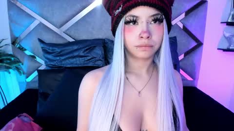 Keidy Monday to Saturday from 200 pm to 810pm  UTC-5 Colombia Time online show from September 2025 07:08:02 PM