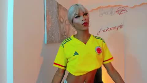 Snapshot of keila_mendoza chatting on June 2026 05:24:01 AM Keila online show from June 2026 05:24:01 AM