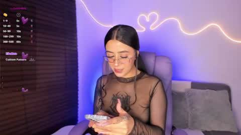 Snapshot of keily_xoxo chatting on July 2026 01:42:01 AM keily new online show from July 2026 01:42:01 AM