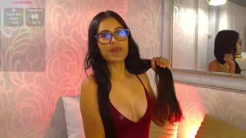 Snapshot of keilybennett chatting on May 2026 08:14:02 PM Keily Bennet online show from May 2026 08:14:02 PM