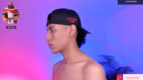 Alejandro Gonzalez online show from November 2025 04:03:02 AM