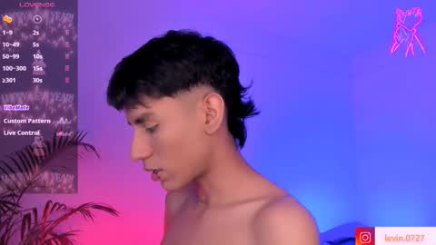 Alejandro Gonzalez online show from December 2025 03:33:02 AM