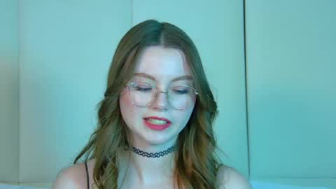 Keira online show from February 2025 06:26:01 PM