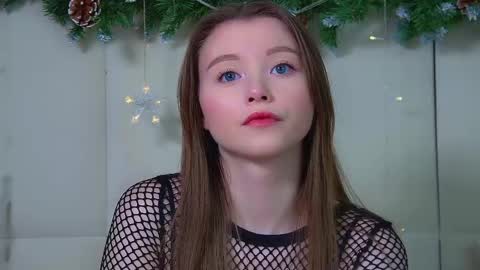 Keira online show from December 2025 06:20:02 AM