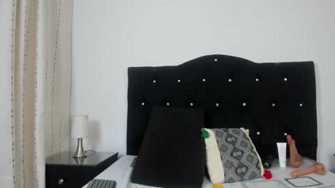   online show from September 2025 12:10:01 PM