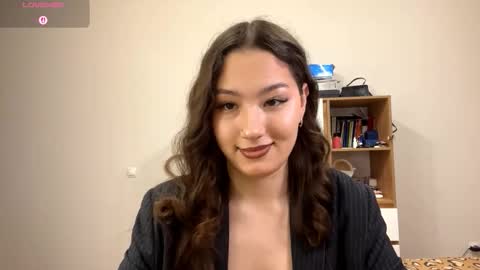 Kely online show from November 2025 11:56:01 AM