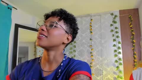 kelly__thomson online show from June 2026 01:50:02 AM