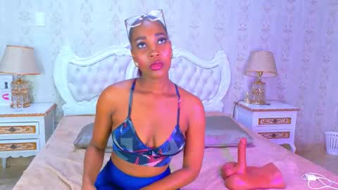 kelly_swift online show from March 2026 04:42:02 AM