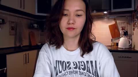 Snapshot of kelly_yon chatting on September 2025 09:38:01 PM Kelly online show from September 2025 09:38:01 PM