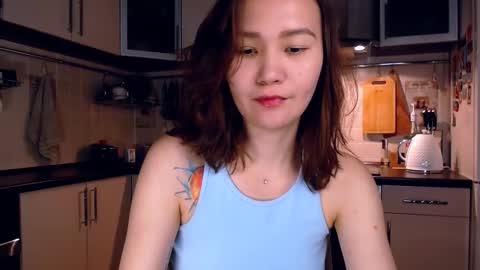 Snapshot of kelly_yon chatting on September 2025 08:45:01 PM Kelly online show from September 2025 08:45:01 PM