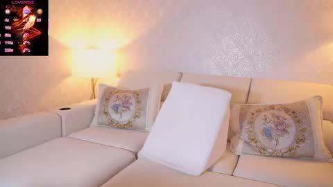 vanessa online show from March 2026 06:14:01 PM