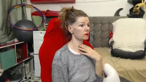 kelly online show from March 2025 10:21:02 PM