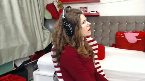 kelly online show from February 2026 02:37:02 PM