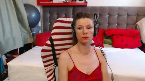 kelly online show from June 2026 07:33:02 AM