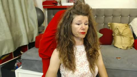 kelly online show from July 2026 12:24:01 AM