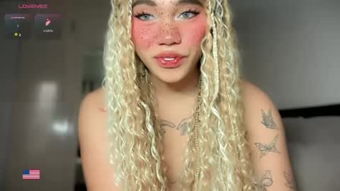 Kelly Smith online show from April 2026 09:45:01 AM