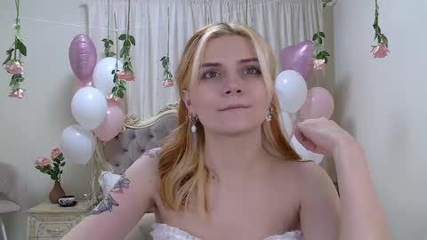 Kelly Stoneys online show from February 2025 09:34:02 AM