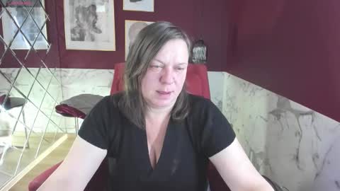 Kelly online show from October 2025 05:38:02 AM