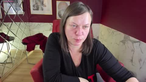 Kelly online show from October 2025 06:14:02 AM