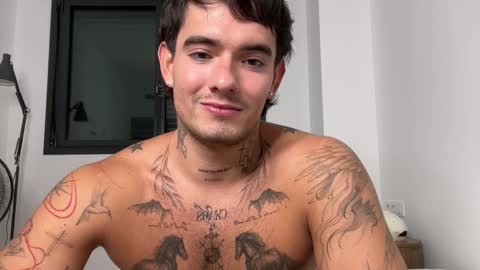 luis carlos esteban online show from October 2025 05:43:01 PM