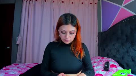 Snapshot of kendal_collins_ chatting on May 2026 03:01:02 AM Kendarl Colins online show from May 2026 03:01:02 AM