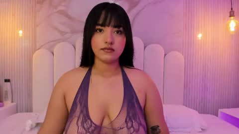 Snapshot of kendall_curves chatting on June 2026 12:22:02 AM Kendall no Jenner online show from June 2026 12:22:02 AM