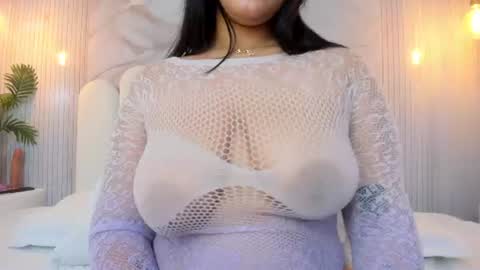 Snapshot of kendall_curves chatting on July 2026 12:09:01 AM Kendall no Jenner online show from July 2026 12:09:01 AM