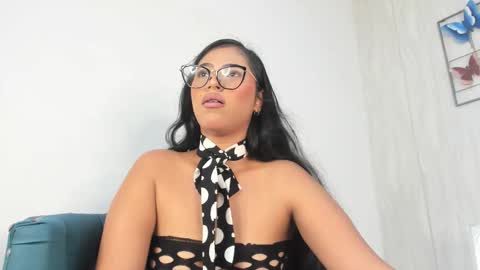 kendall queen   online show from March 2026 08:26:02 PM