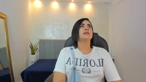 Snapshot of kendall_roous chatting on September 2025 07:51:02 PM kendall_roous online show from September 2025 07:51:02 PM