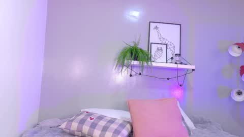   online show from October 2025 10:11:02 AM