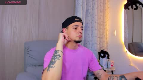 kendel_dimitri online show from October 2025 04:31:01 AM