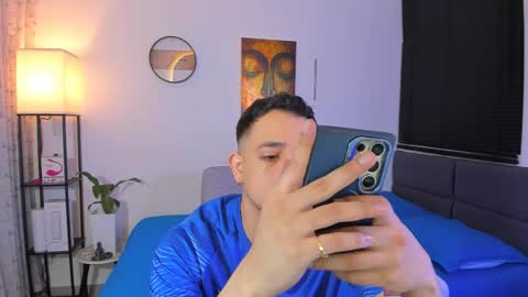 kendel_dimitri online show from June 2026 10:46:02 PM