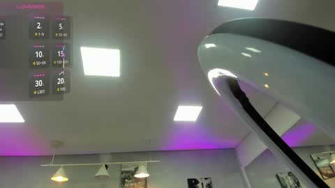 Kendra London online show from April 2026 11:32:01 AM