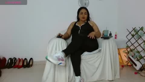 kendra online show from April 2026 12:49:02 AM