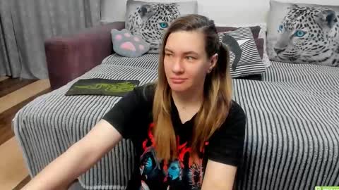 Kendra online show from April 2026 11:18:02 PM