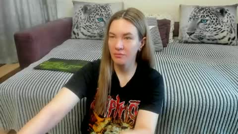 Snapshot of kendra_xx_ chatting on June 2026 11:40:02 PM Kendra online show from June 2026 11:40:02 PM