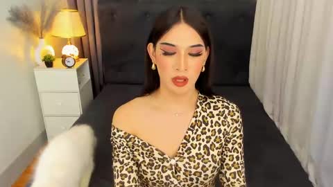 Kendra online show from March 2025 10:55:01 AM