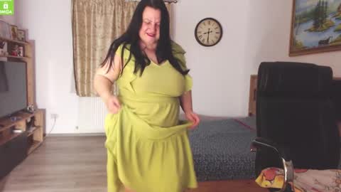 Kendra online show from December 2025 05:31:02 PM