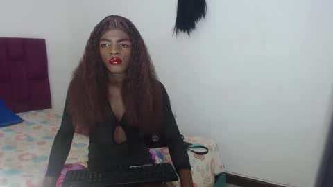 Snapshot of kenia_nihiara chatting on June 2026 06:28:01 AM kenia_nihiara online show from June 2026 06:28:01 AM
