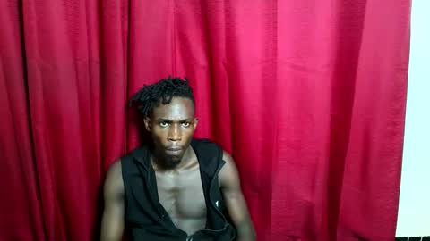 Kenia online show from November 2025 09:39:01 PM