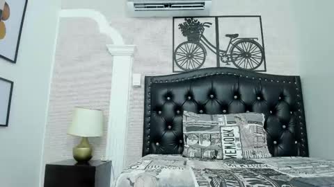 kenndra online show from March 2026 12:53:01 PM