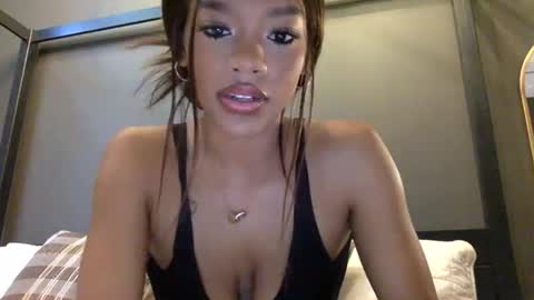 kennedy1024 online show from April 2026 10:00:02 PM