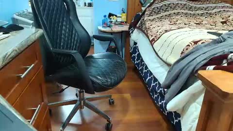 kent_ham online show from April 2026 04:50:02 PM