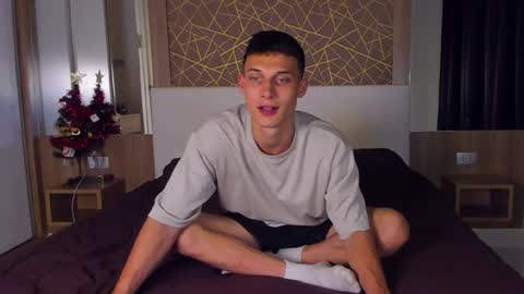 Peter     online show from January 2025 06:09:01 PM