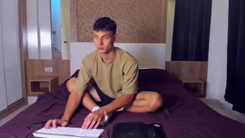 Peter     online show from February 2025 01:35:02 PM