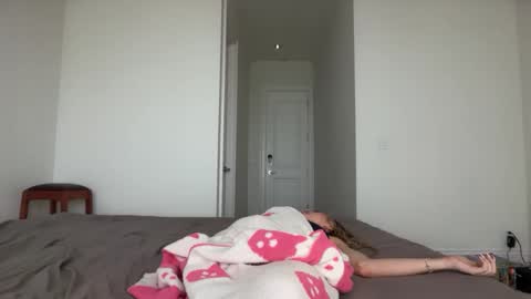 kenziesmithh online show from September 2025 04:29:02 PM